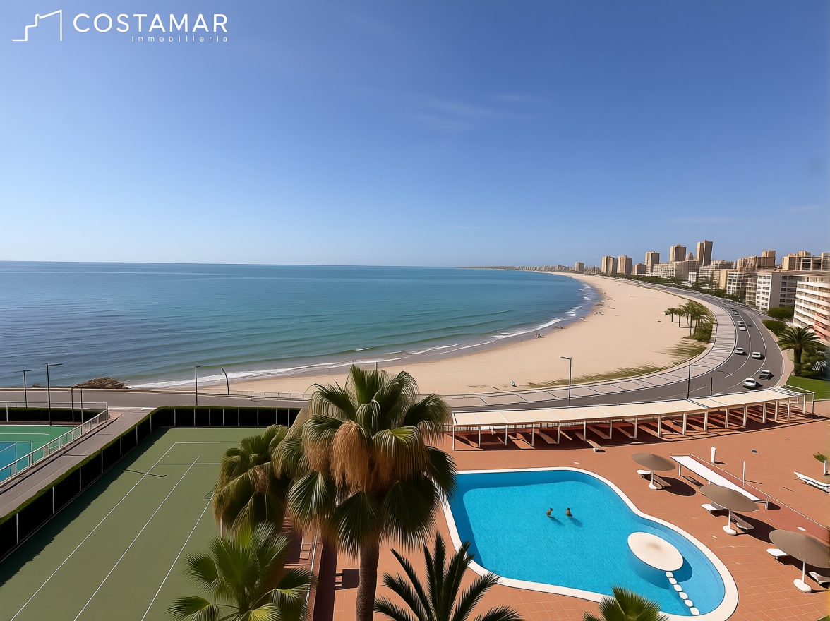 Piso en primera línea de playa en El Campello — Vista mar
