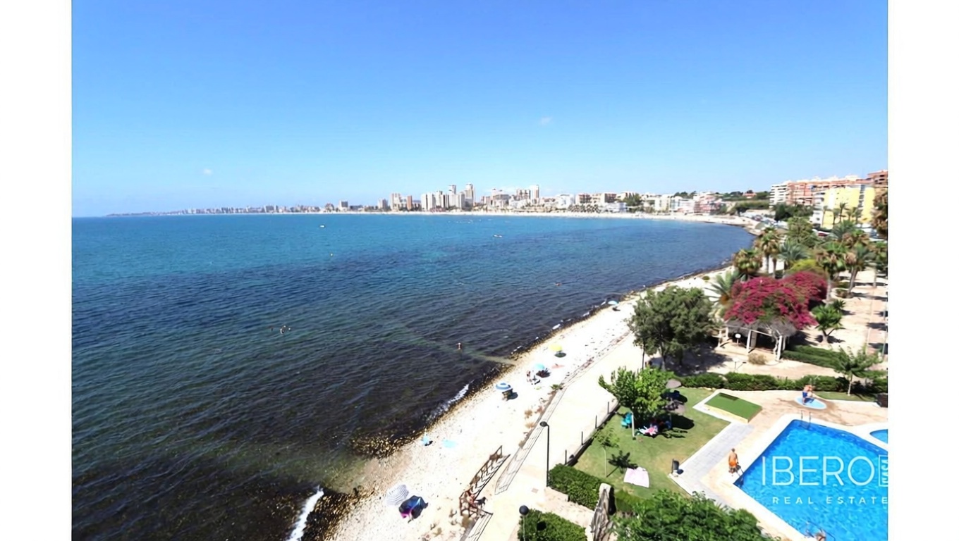 Piso en primera línea de playa en El Campello