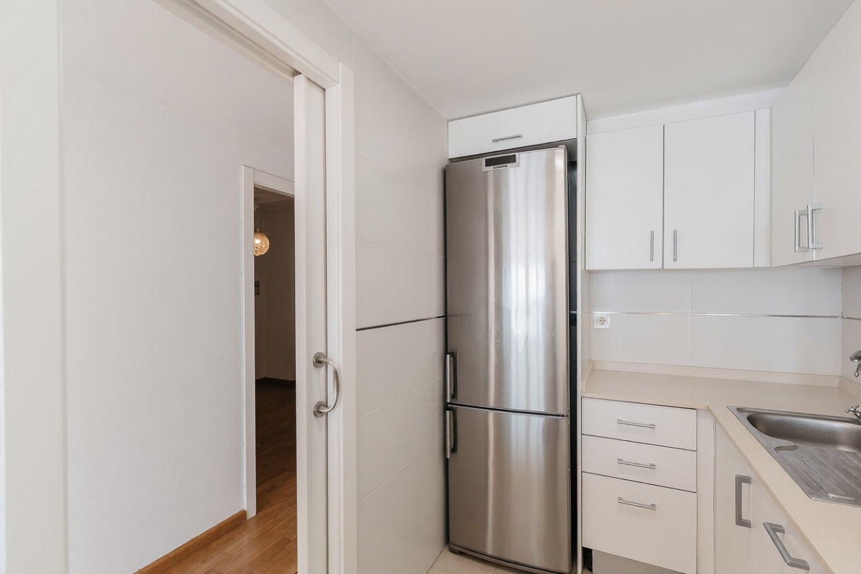 Beachfront flat in El Campello — Kitchen