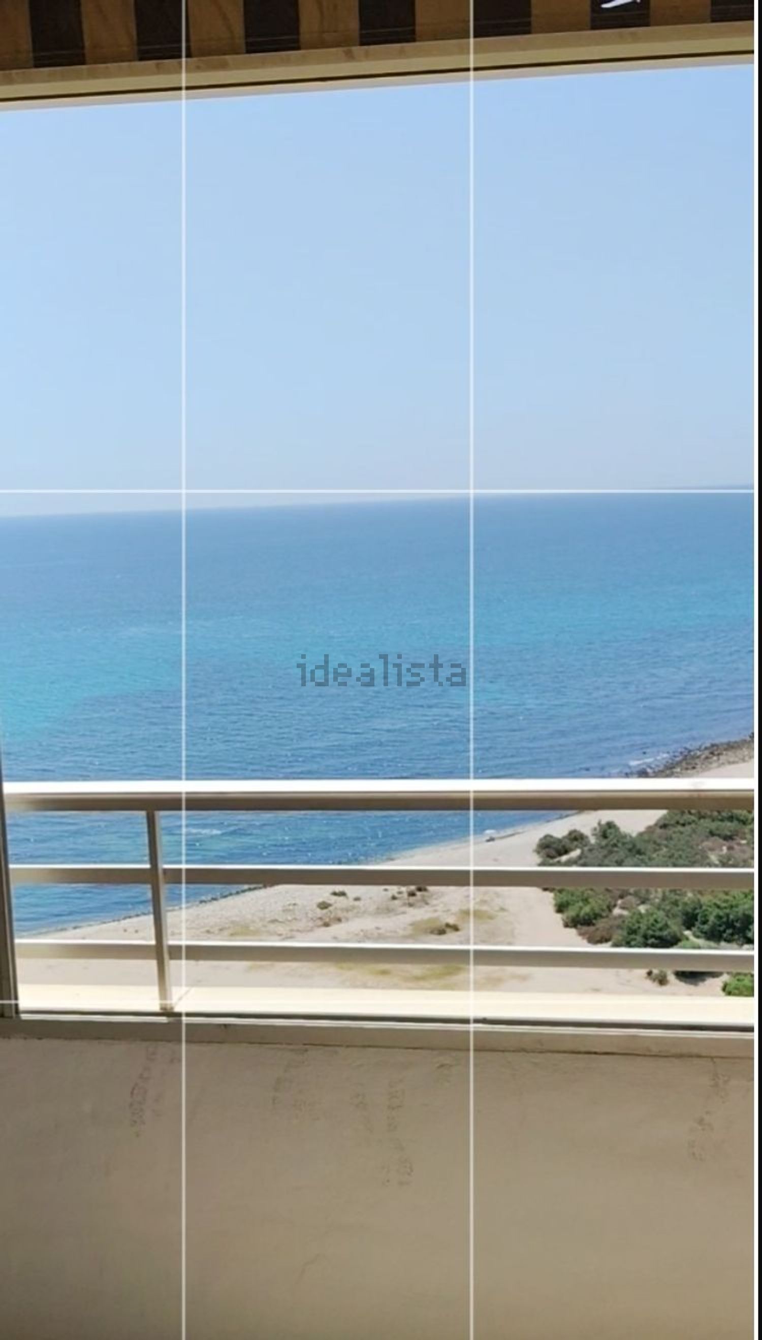 Apartamento em primeira linha de praia em El Campello — Terraço mar
