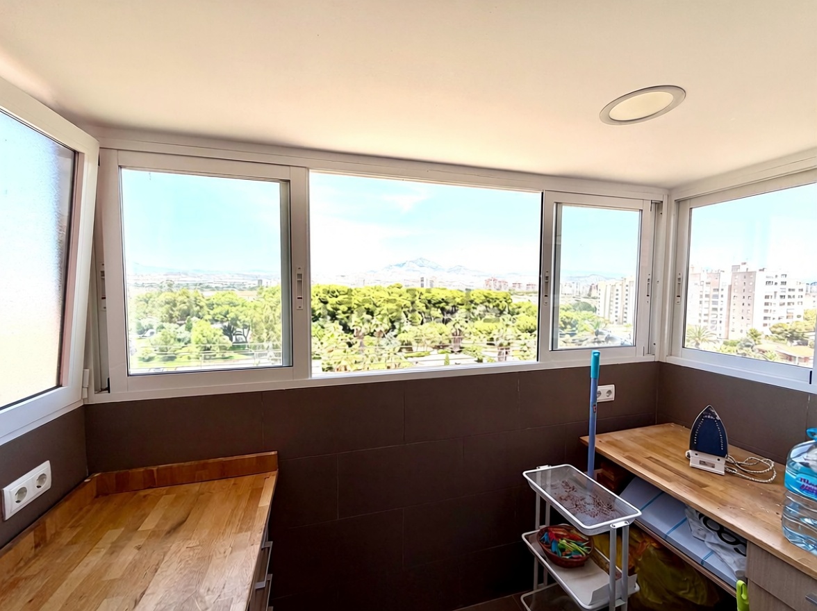 Ático en primera línea de mar en El Campello — Baño