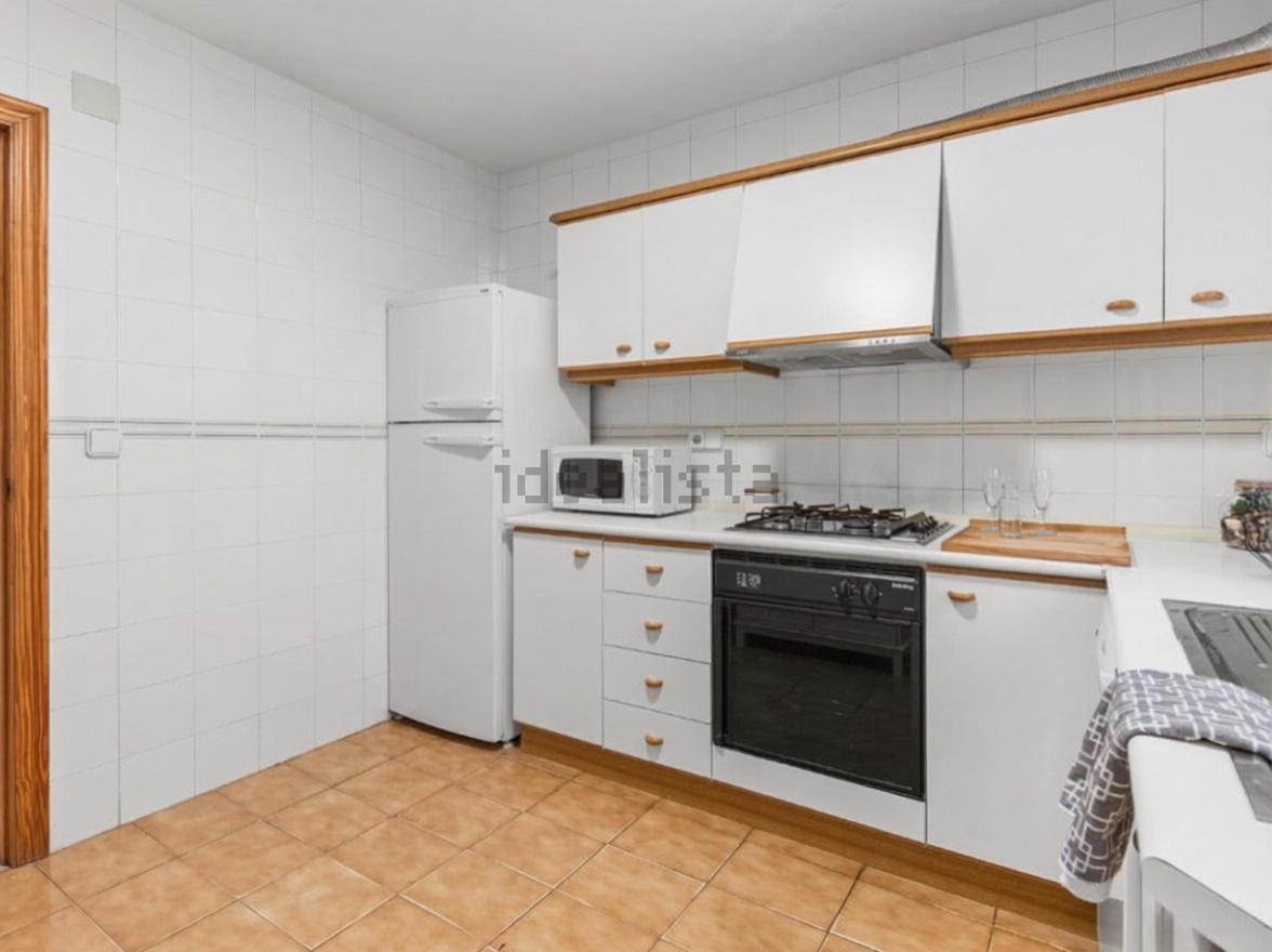 Piso en primera línea de playa en El Campello — Cocina