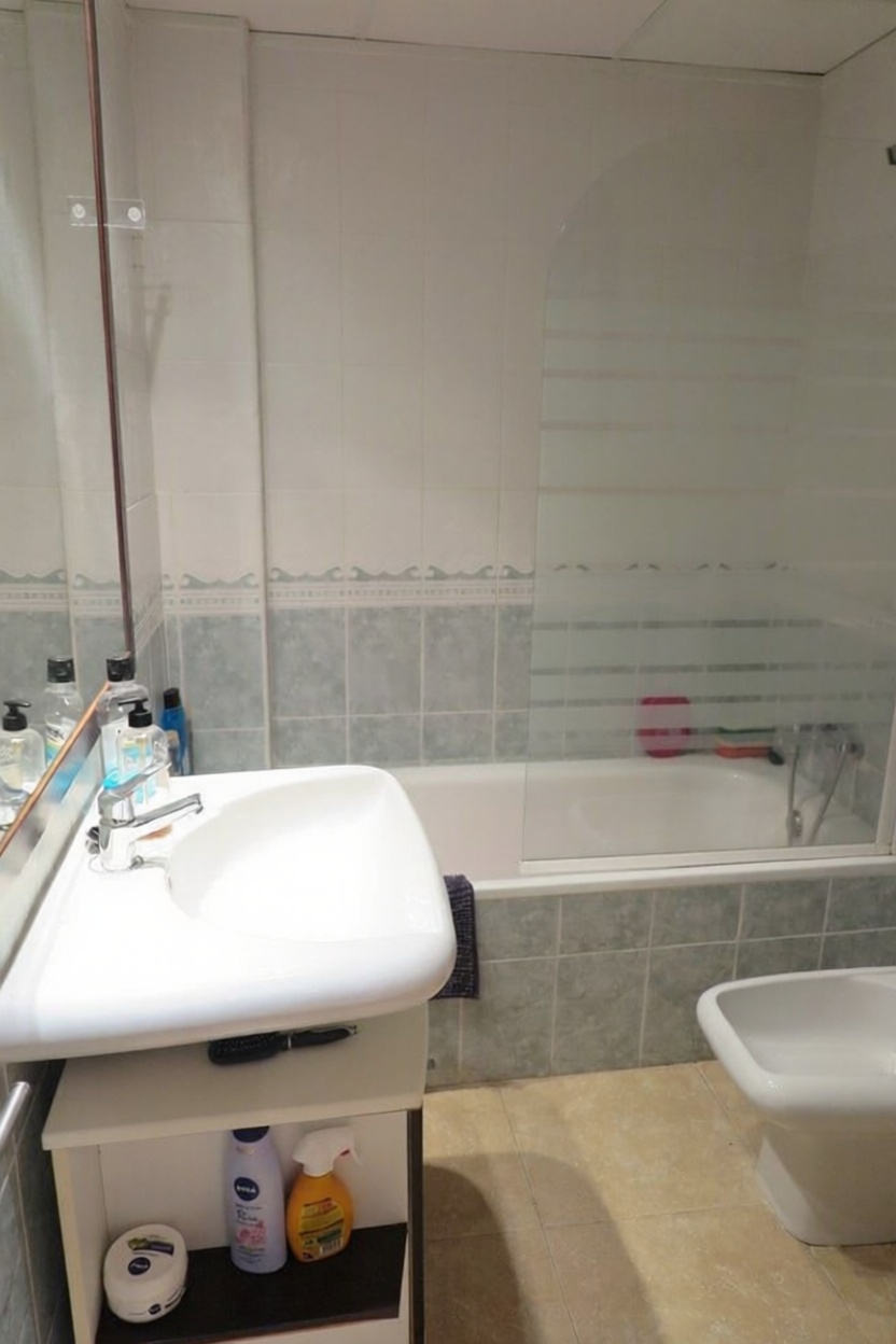 Appartement en attique en première ligne de mer à El Campello — Sanitaires