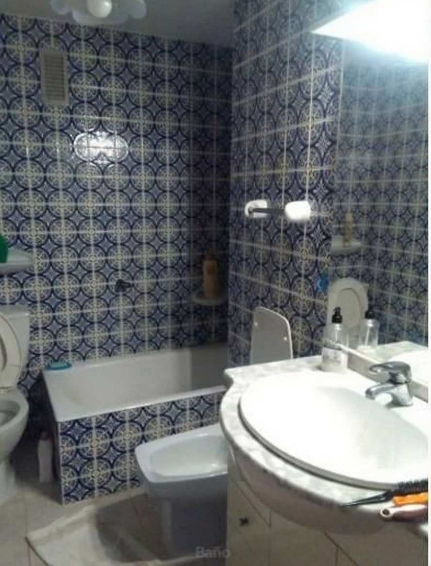 Appartement en première ligne de plage à El Campello — Sanitaires