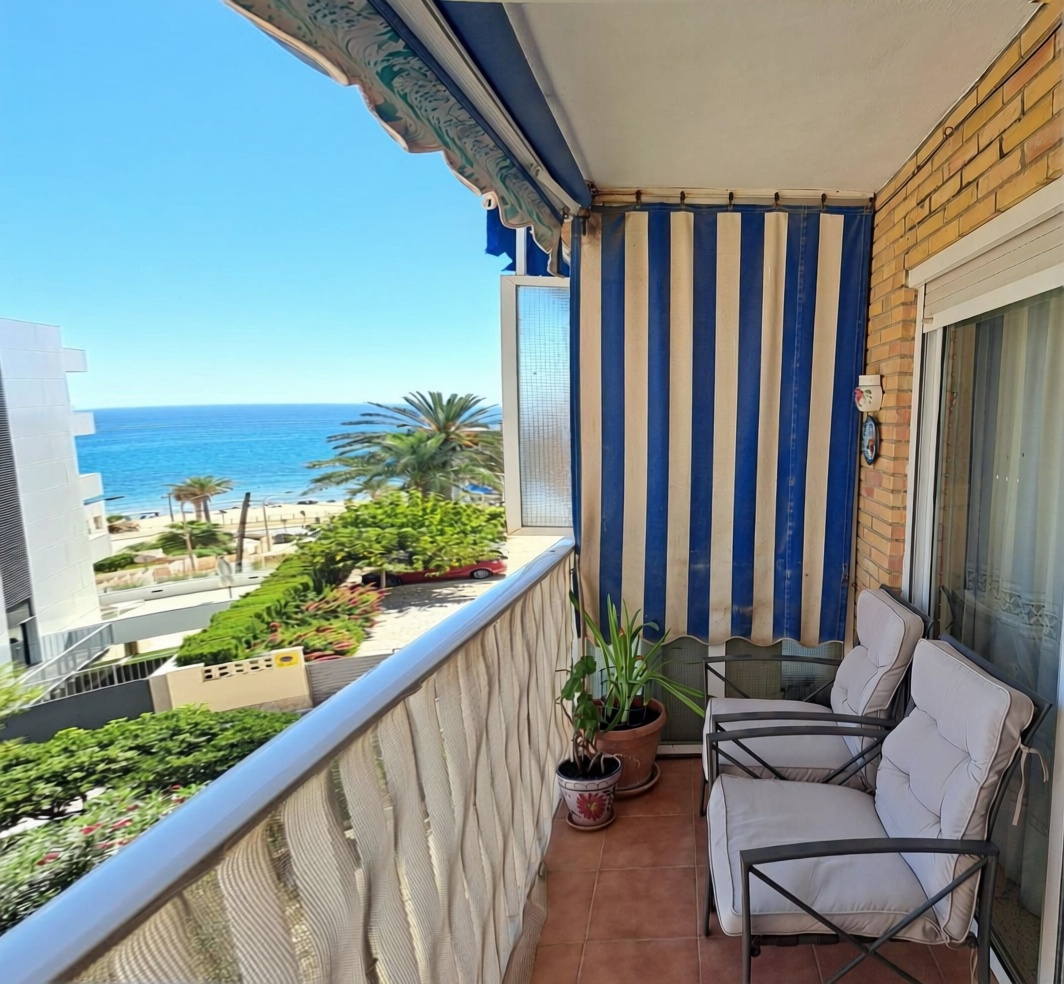 Appartement en première ligne de plage à El Campello
