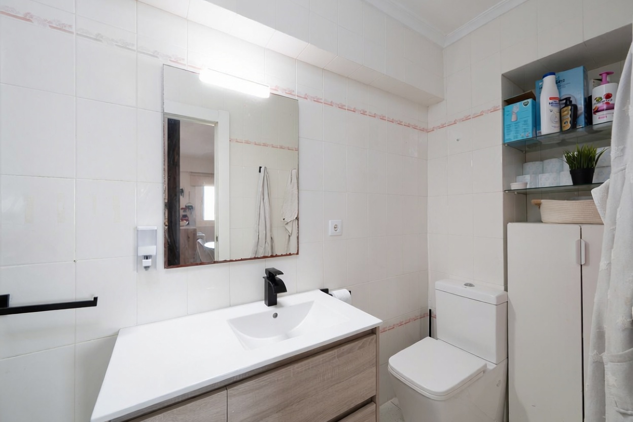 Appartement en première ligne de plage à El Campello — Sanitaires