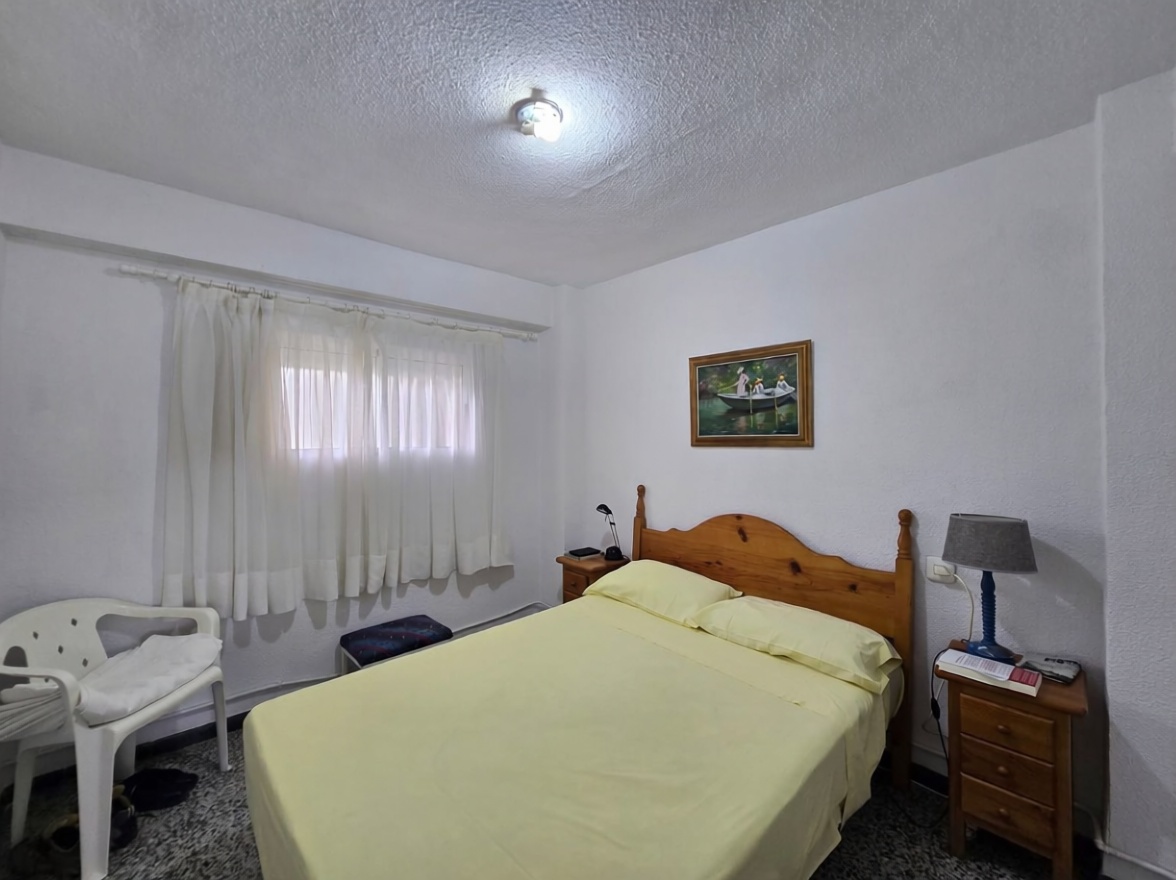 Appartement en première ligne de plage à El Campello — Chambre