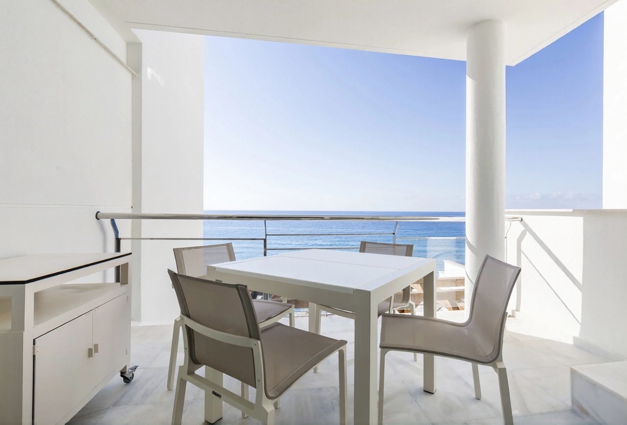 Appartement en première ligne de plage à El Campello — Terrasse mer