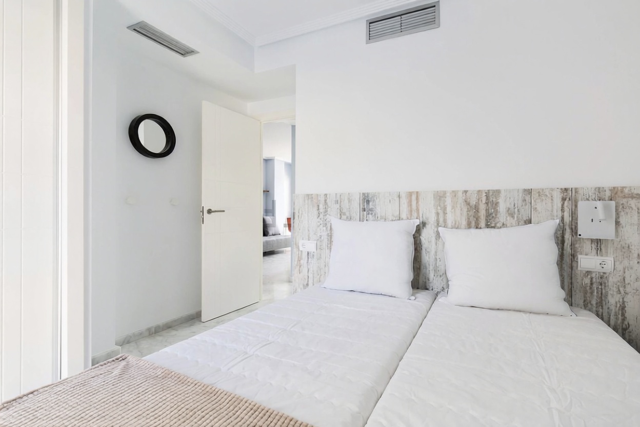 Appartement en première ligne de plage à El Campello — Chambre