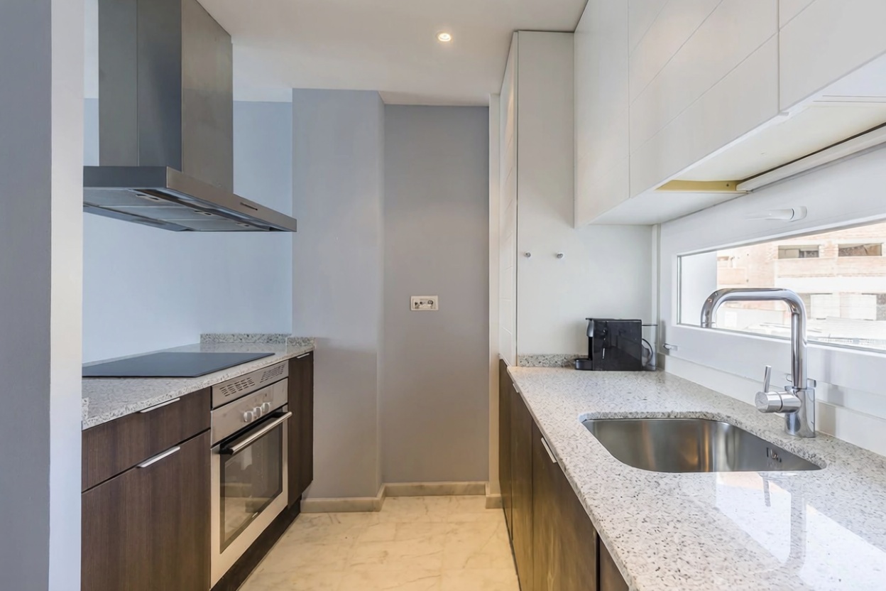 Appartement en première ligne de plage à El Campello — Cuisine