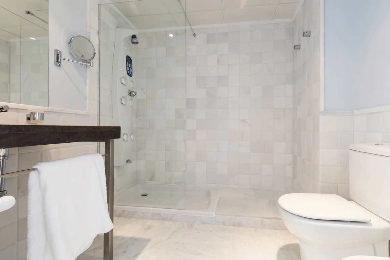 Appartement en première ligne de plage à El Campello — Sanitaires