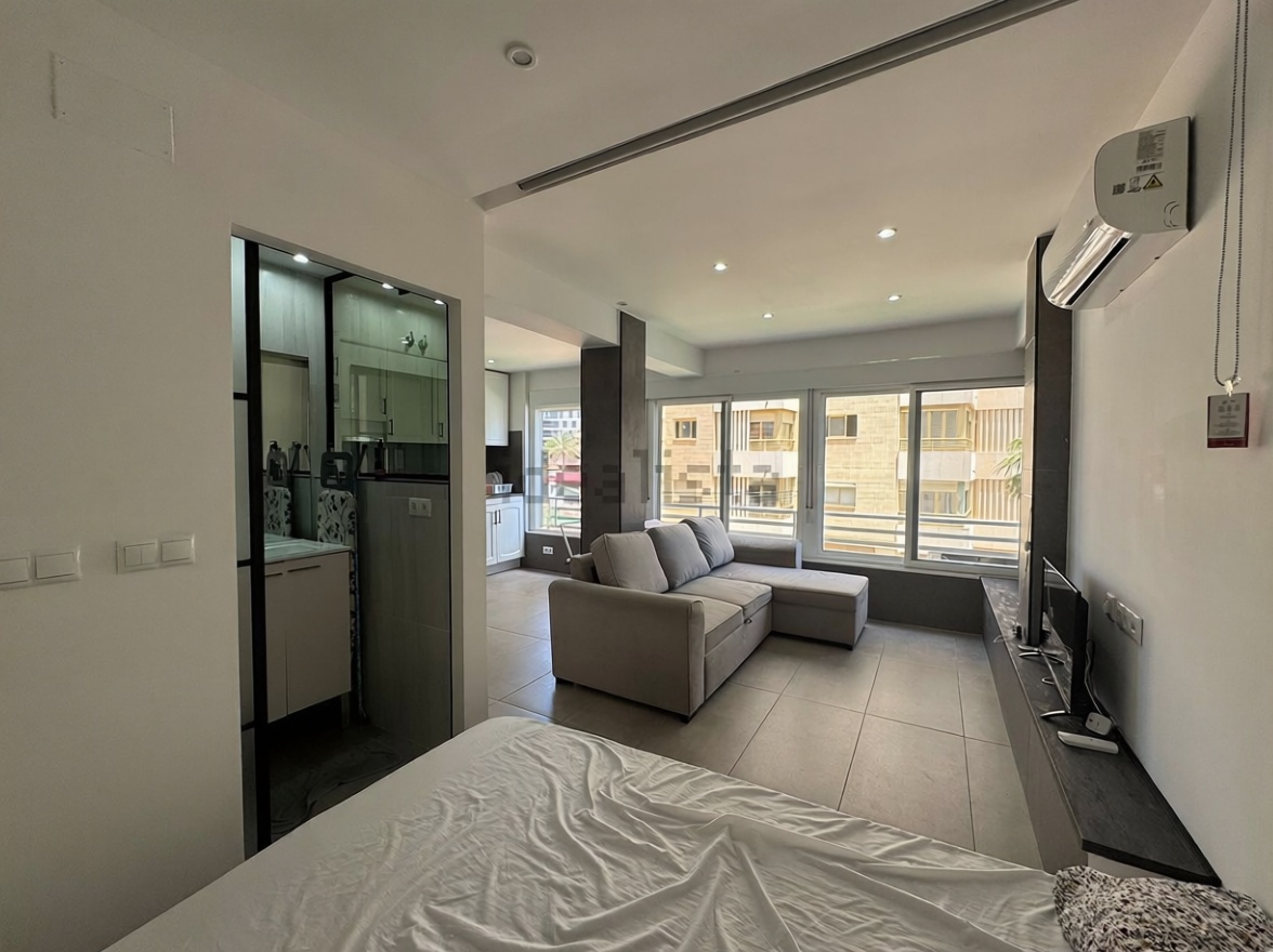 Beachfront studio in El Campello — Bedroom