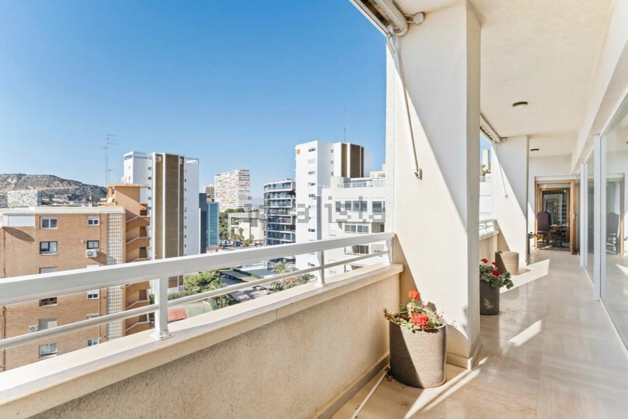 Appartement en attique en première ligne de mer à Cabo de Gata — Cuisine