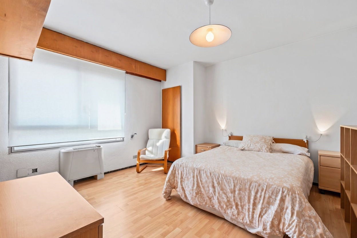 Duplex em primeira linha de praia em Alicante — Quarto