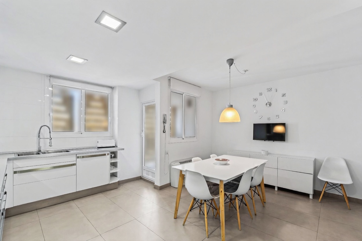 Duplex em primeira linha de praia em Alicante — Cozinha