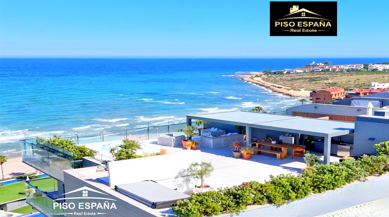 Appartement en attique en première ligne de mer à Cabo de Gata