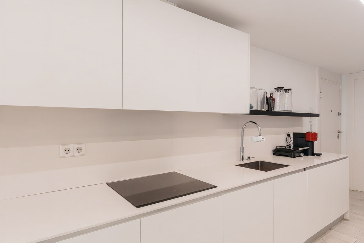 Appartement en première ligne de plage à Alicante — Chambre