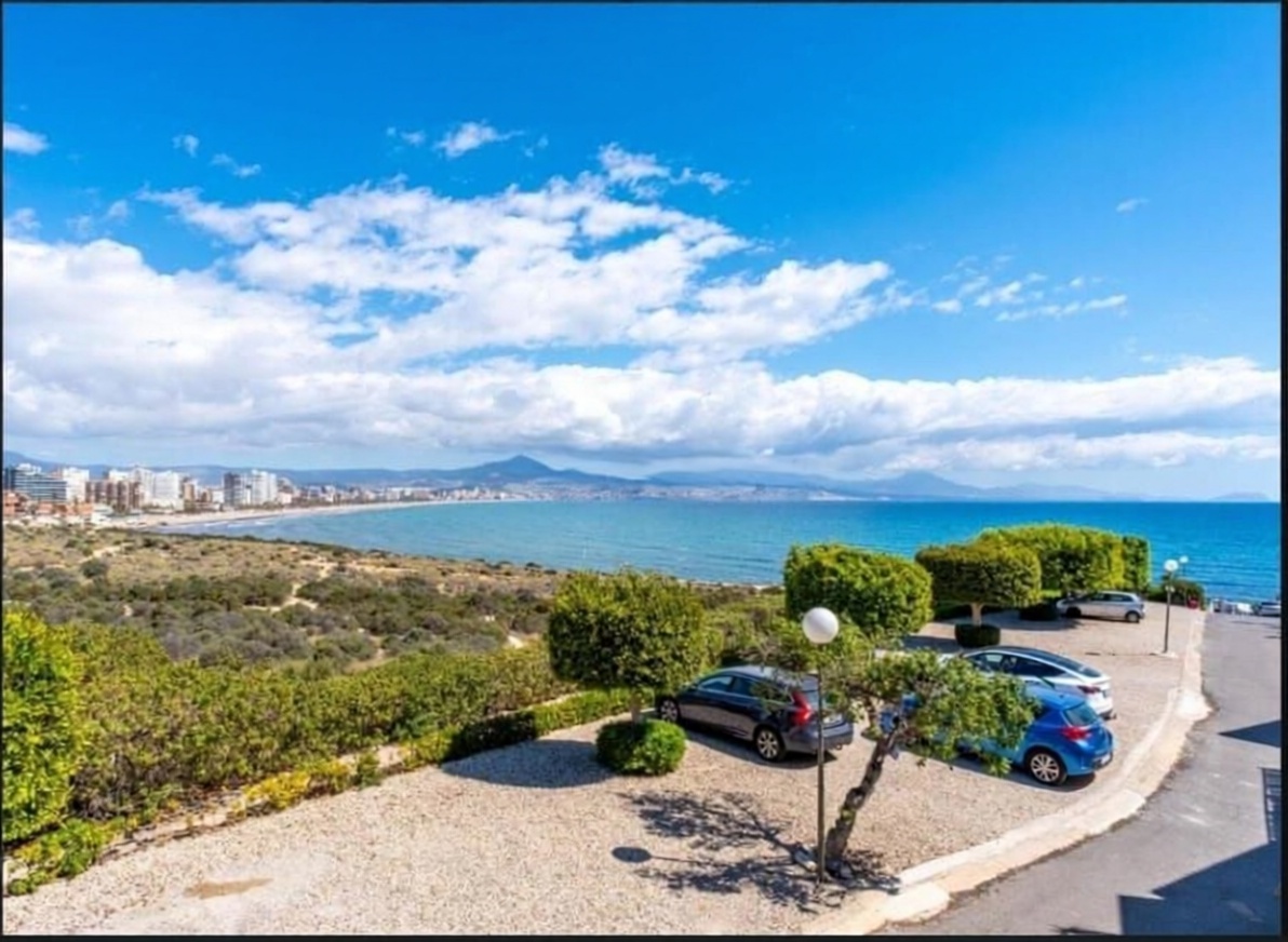 Шале с прямой выход на пляж в Alicante — Морской вид
