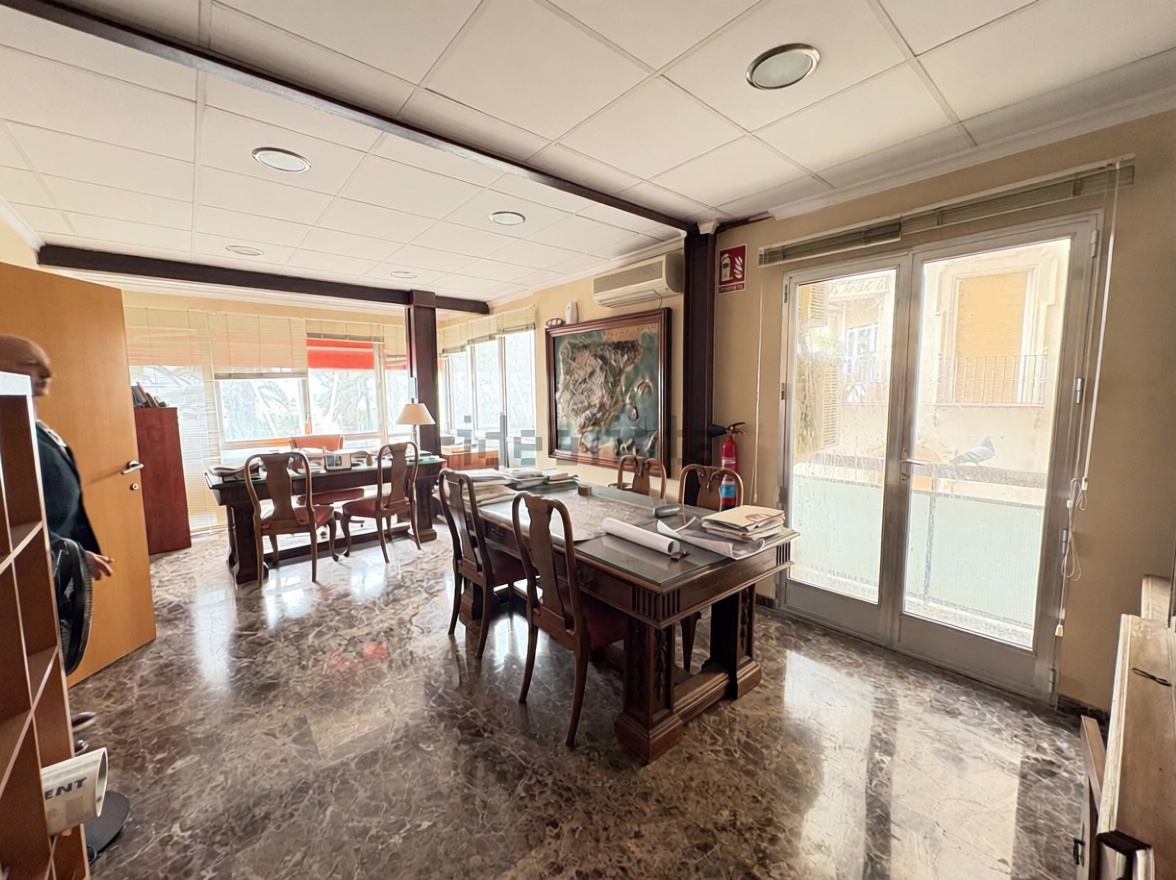 Appartement en première ligne de plage à Alicante — Coin repas