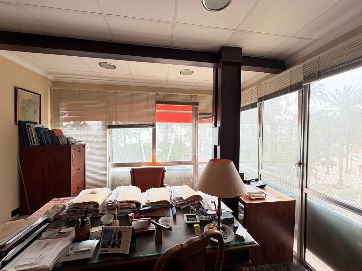 Appartement en première ligne de plage à Alicante — Coin repas