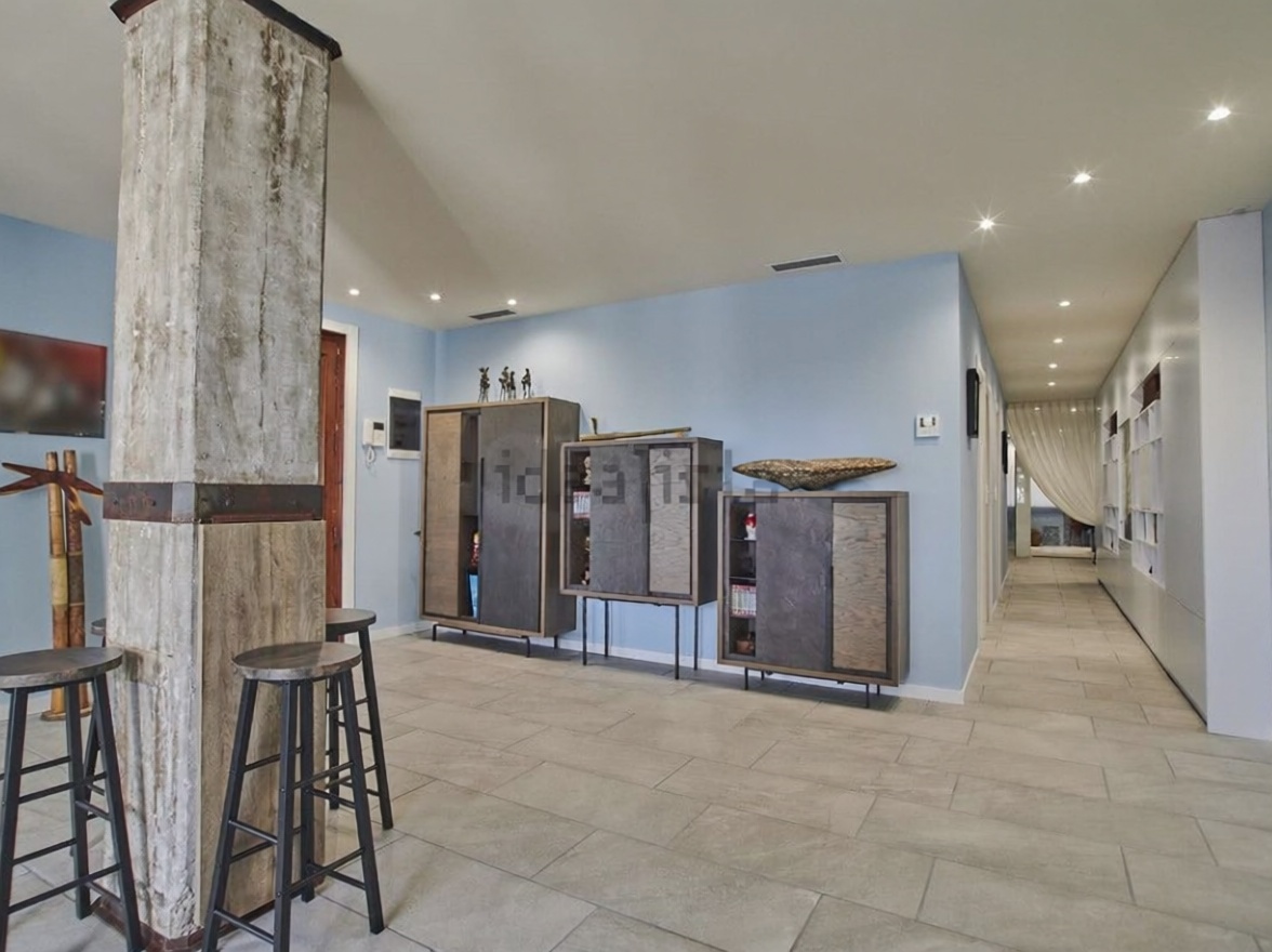 Appartement en première ligne de plage à Alicante — Cuisine