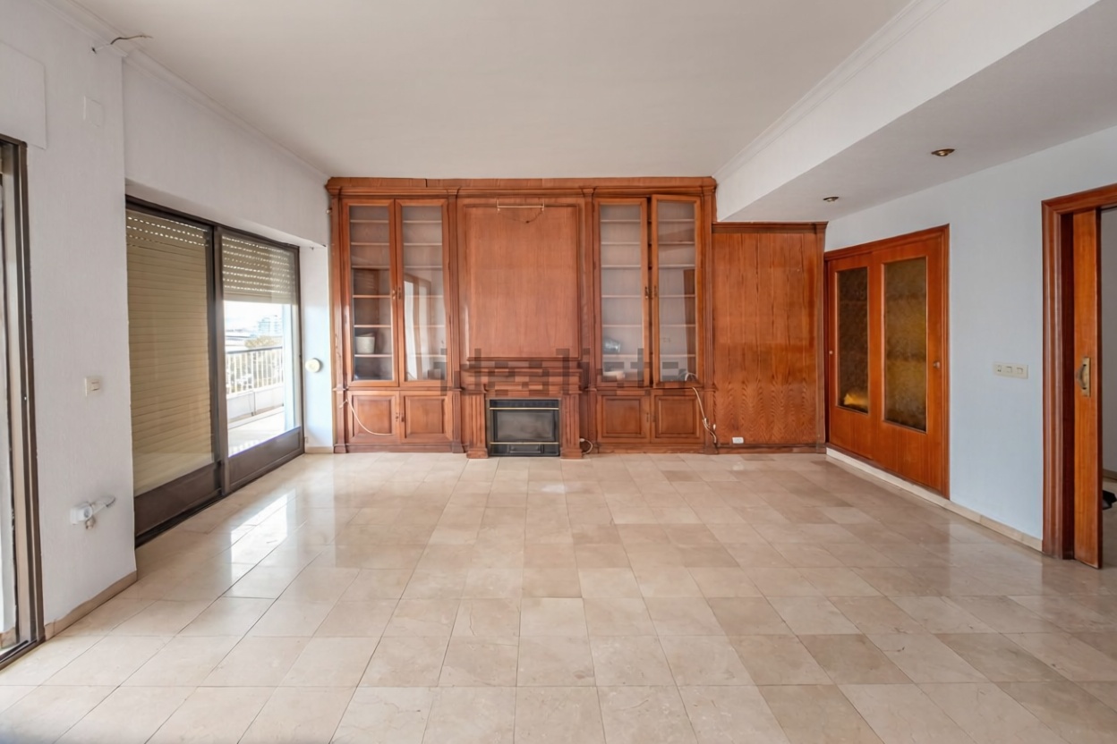 Appartement en première ligne de plage à Alicante — Cuisine