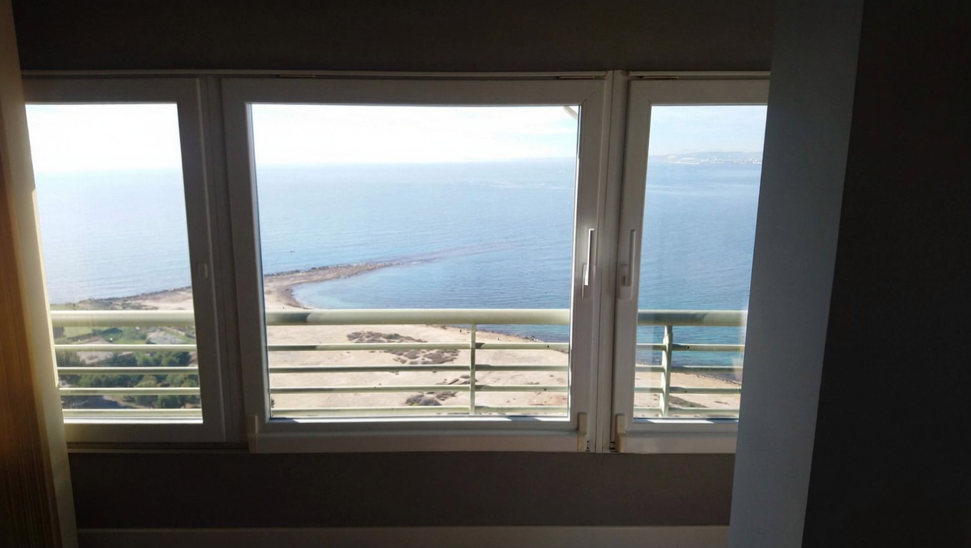 Wohnung in erste Strandlinie in Alicante