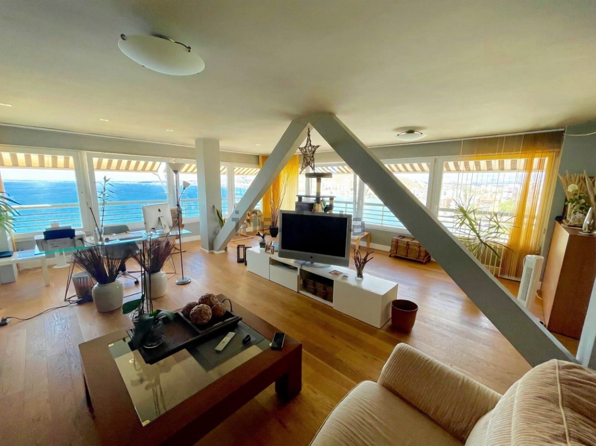 Beachfront flat in Cabo de Gata — Living room