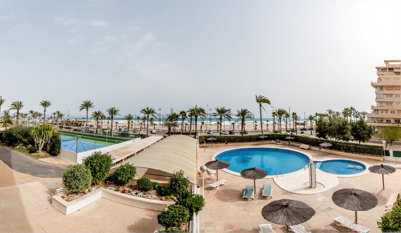 Appartement en première ligne de plage à Alicante