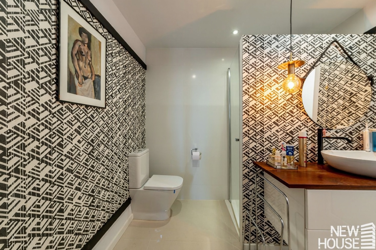Appartement en première ligne de plage à Alicante — Sanitaires