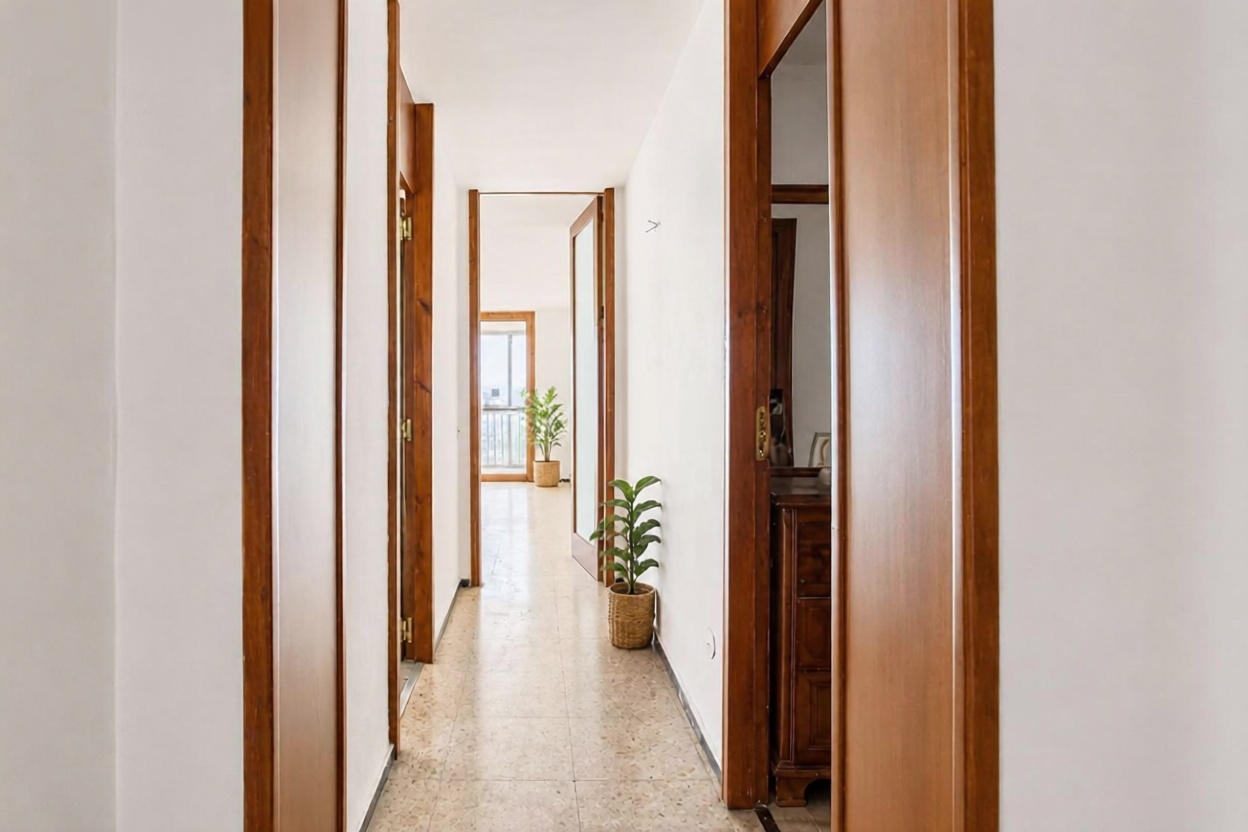 Beachfront flat in Alicante — Living room