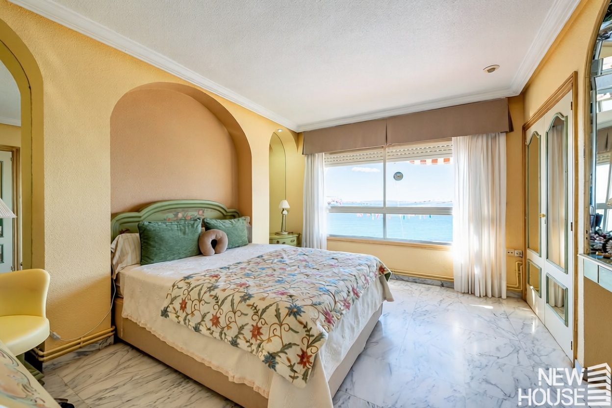 Piso en primera línea de playa en Cabo de Gata — Dormitorio