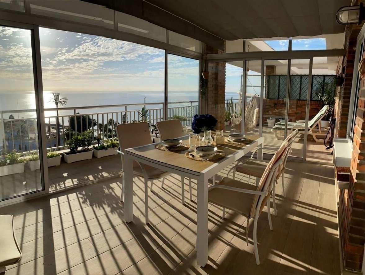 Ático em primeira linha de mar em Alicante