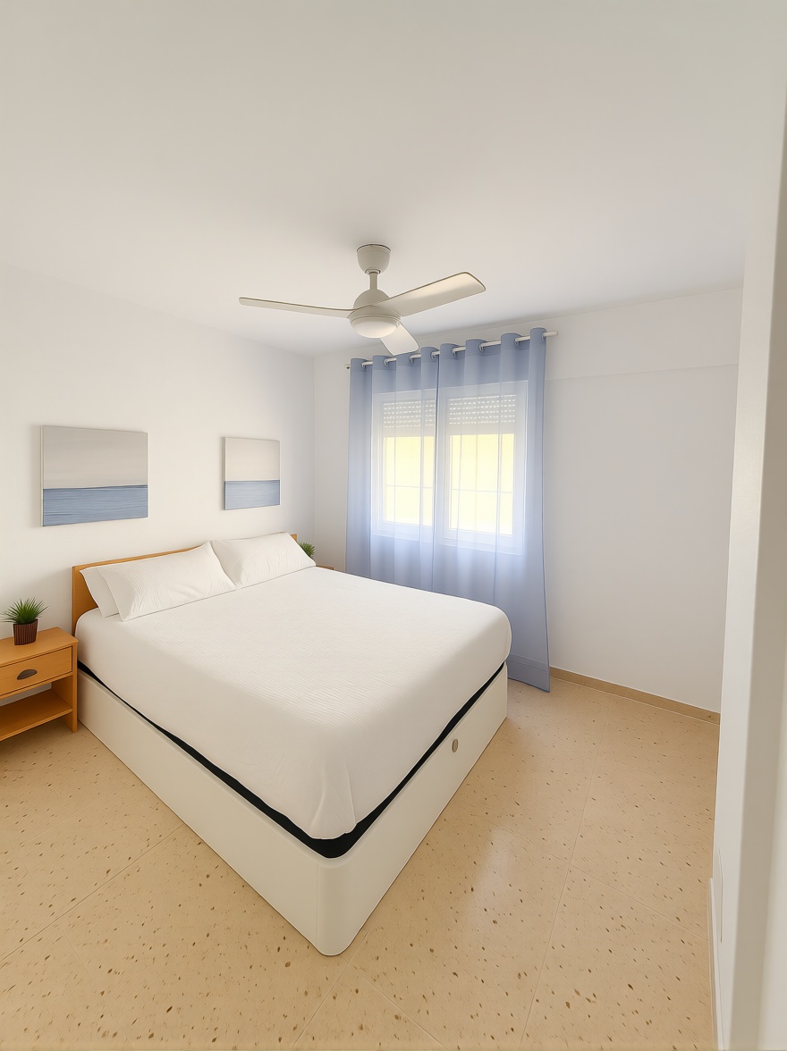 Ático em primeira linha de mar em Alicante — Quarto