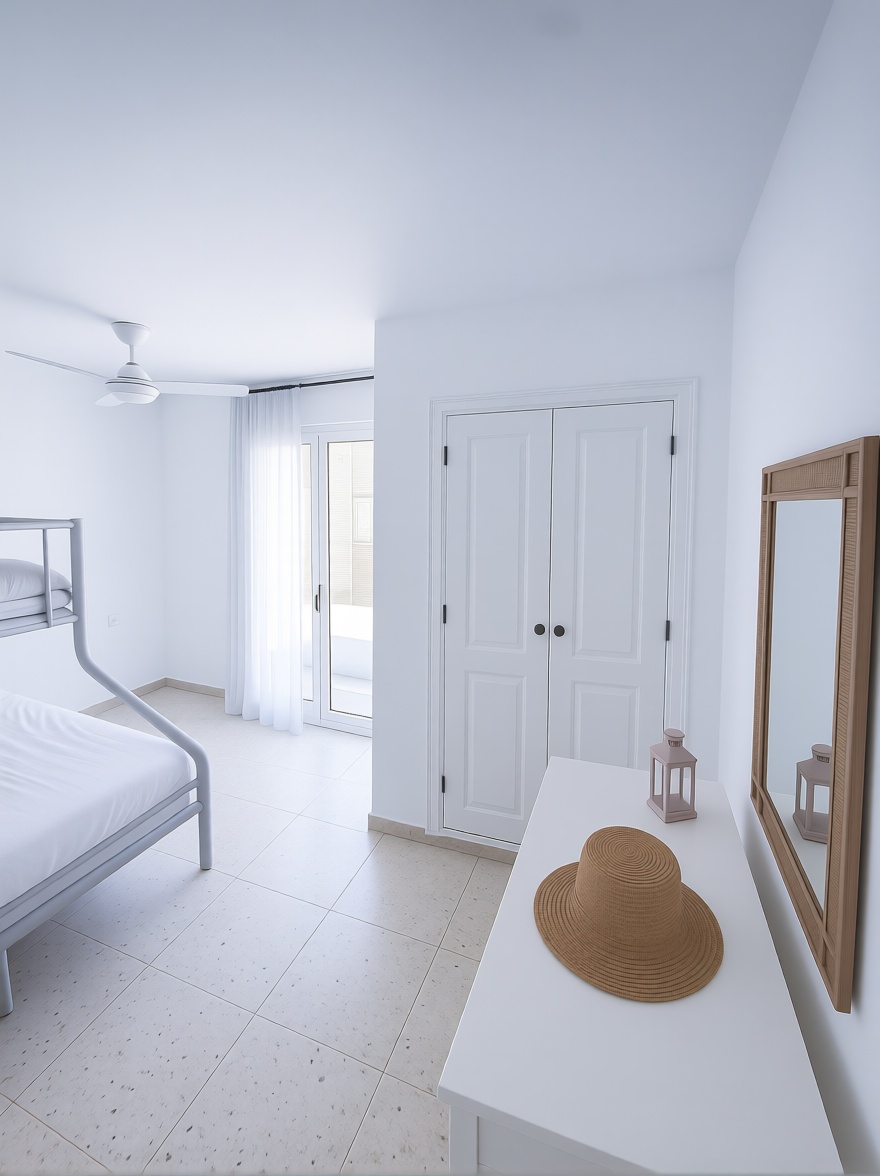 Ático em primeira linha de mar em Alicante — Quarto