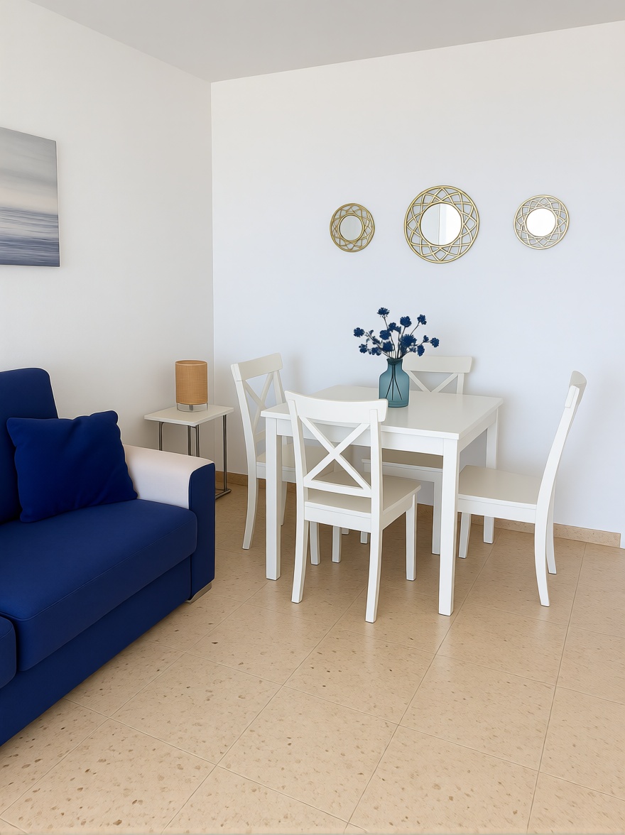 Ático em primeira linha de mar em Alicante — Sala jantar