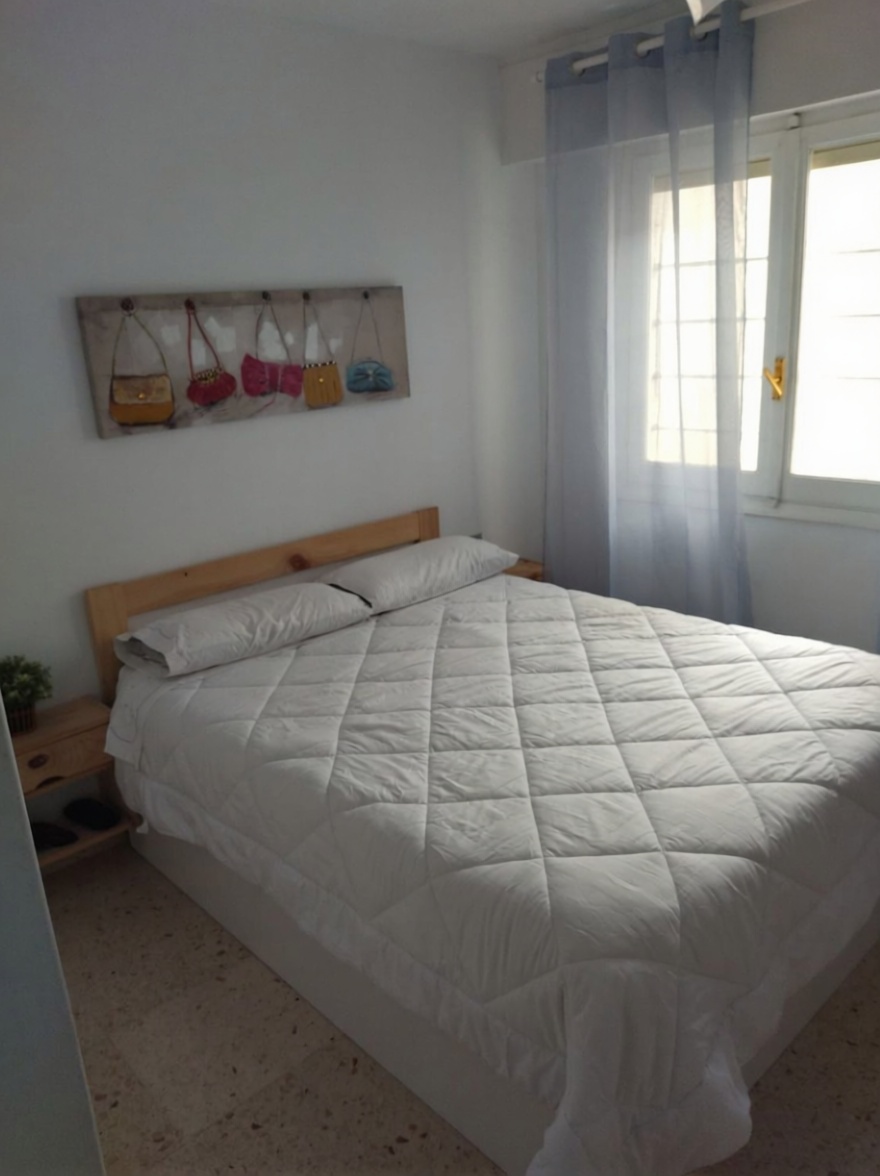 Ático em primeira linha de mar em Alicante — Quarto