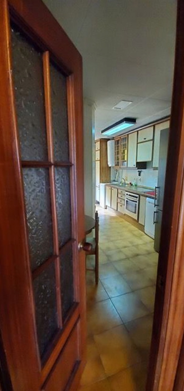 Apartamento em primeira linha de praia em Alicante — Cozinha