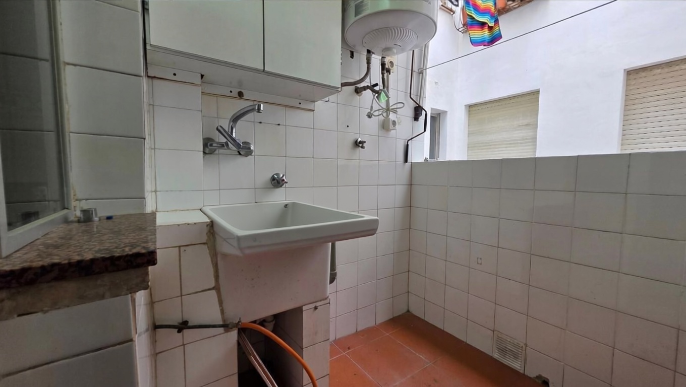 Apartamento em primeira linha de praia em Alicante — Quarto