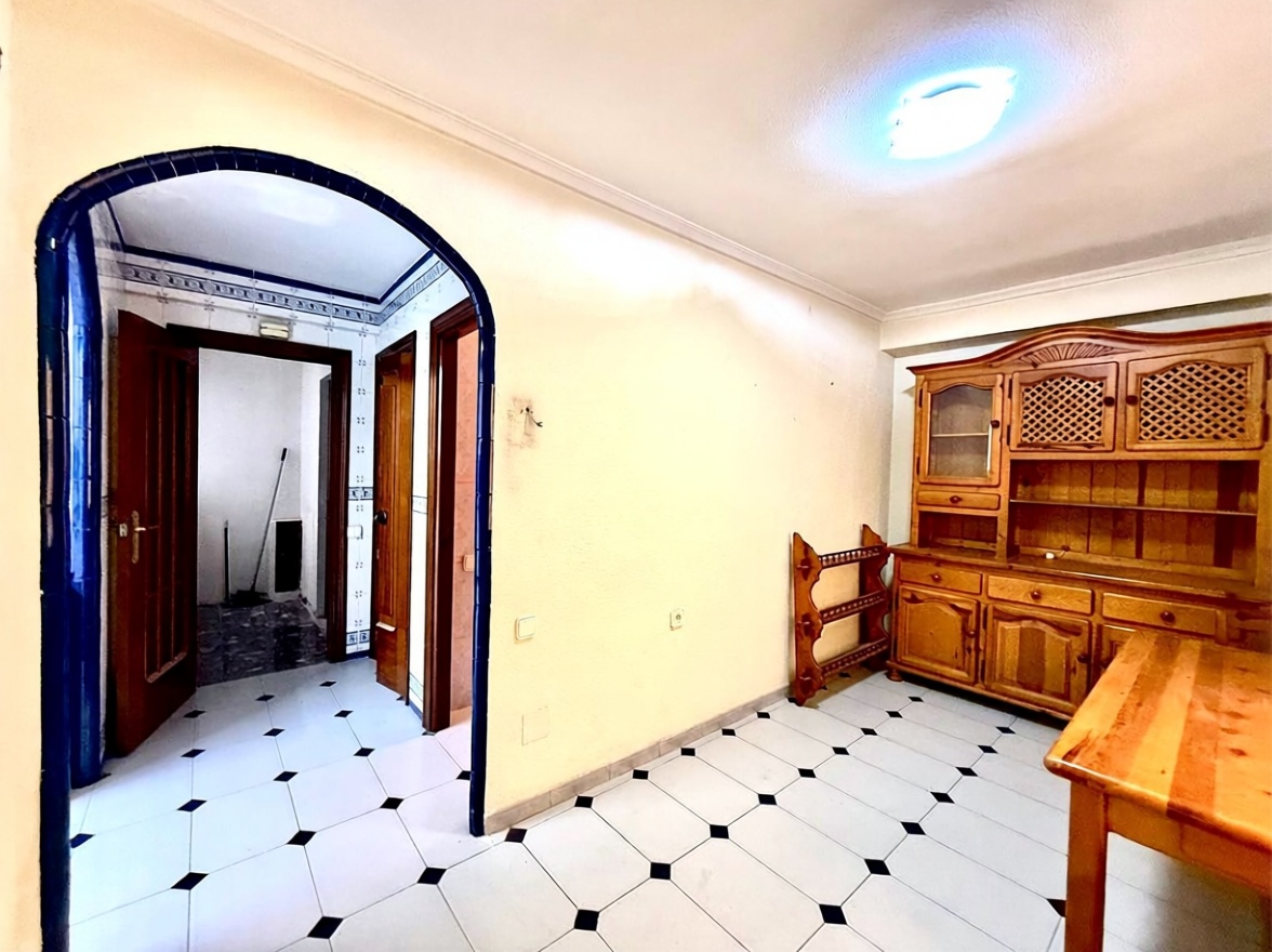 Apartamento em primeira linha de praia em Alicante — Cozinha
