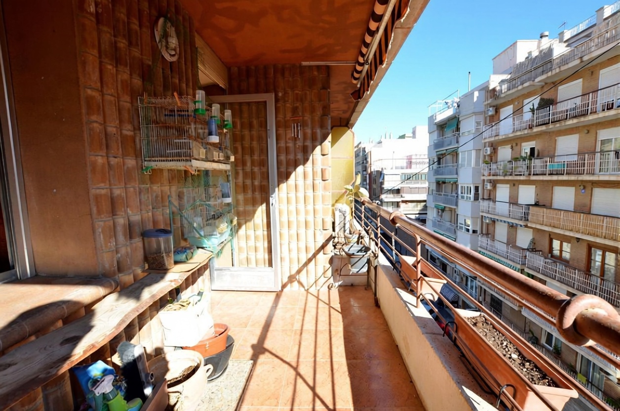 Apartamento em primeira linha de praia em Alicante — Terraço mar
