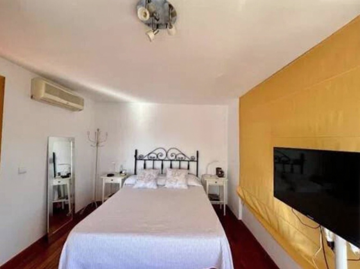 Apartamento em primeira linha de praia em Alicante — Quarto