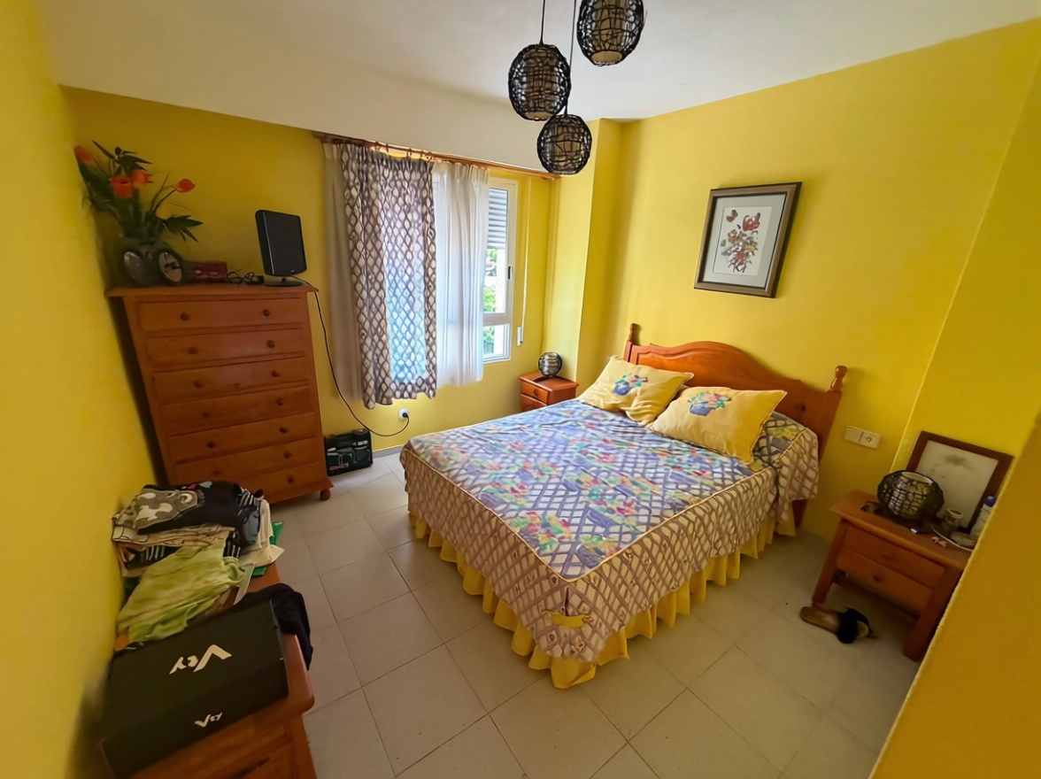 Wohnung in erste Strandlinie in Alicante — Schlafzimmer