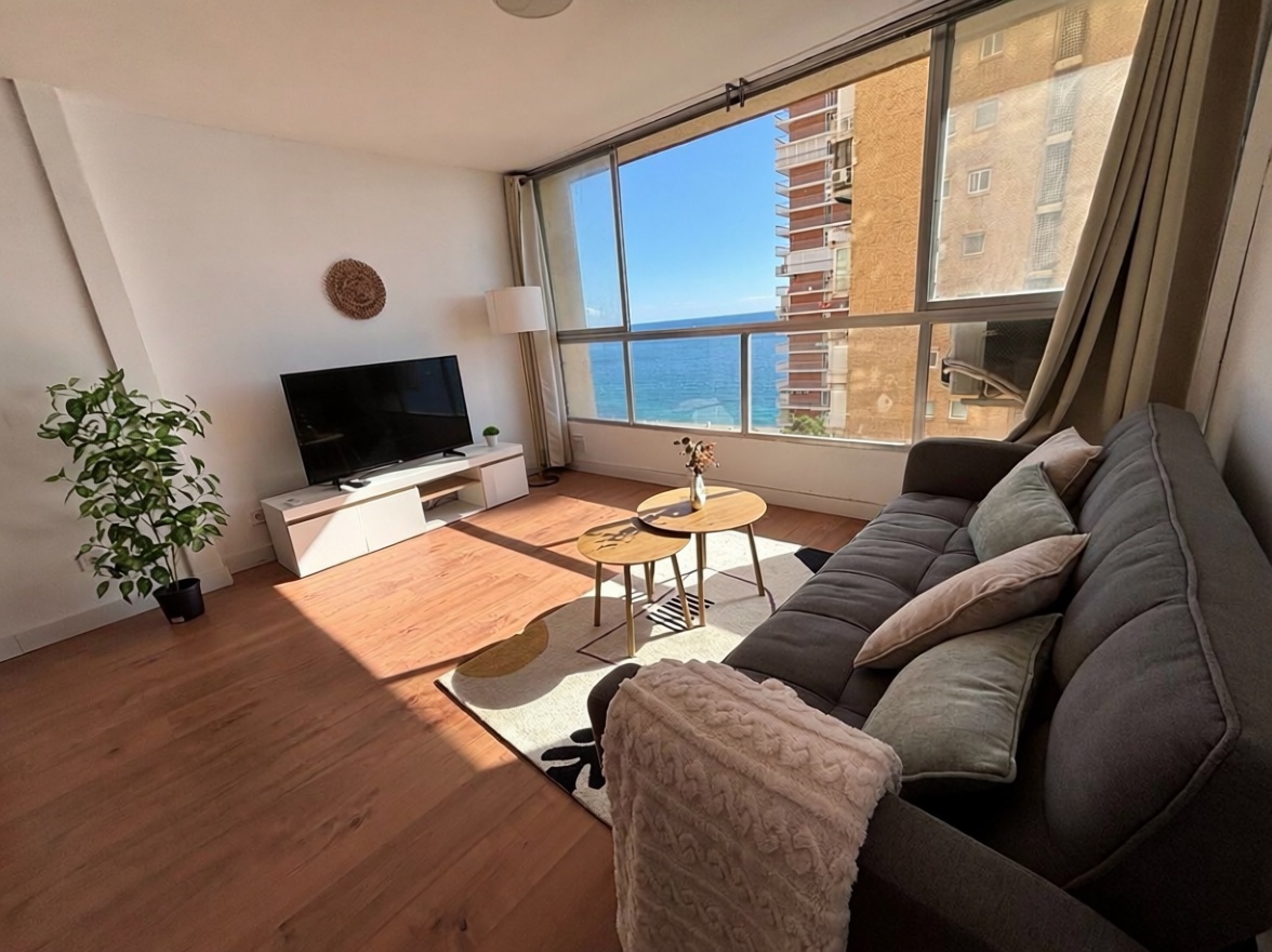 Moradia com acesso direto à praia em Alicante — Sala