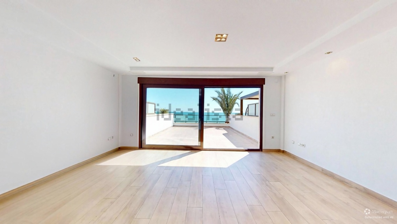 Appartement en première ligne de plage à Elche