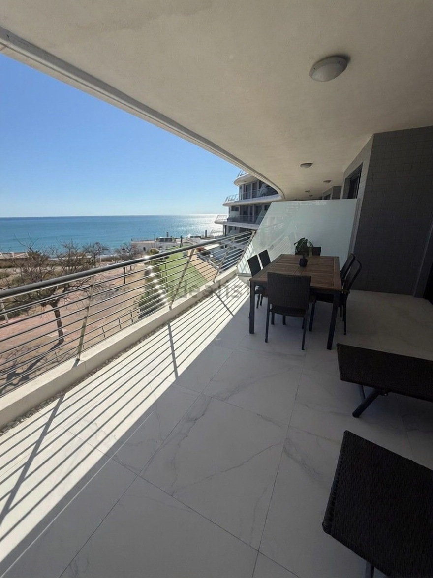 Квартира первая линия пляжа в Elche — Морская терраса