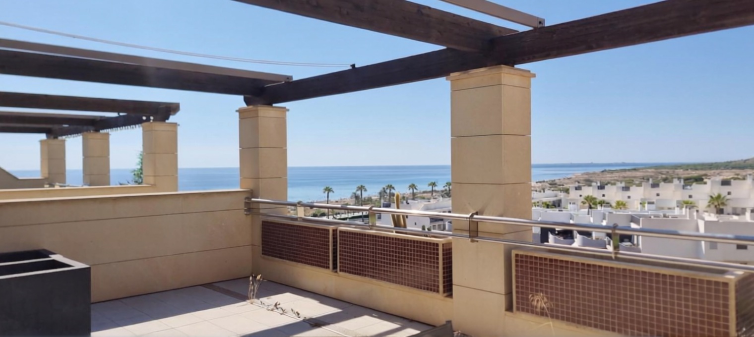 Wohnung in erste Strandlinie in Elche