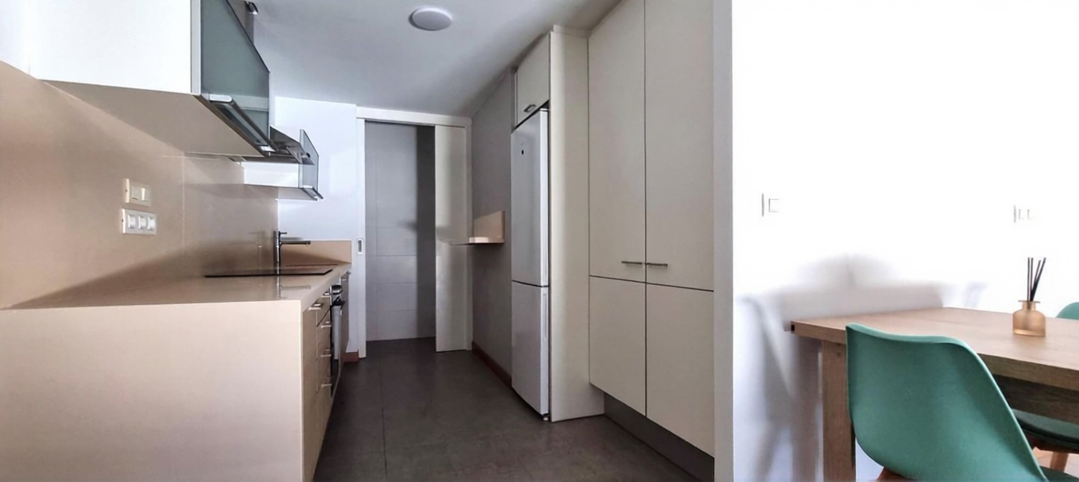 Beachfront flat in Elche — Kitchen