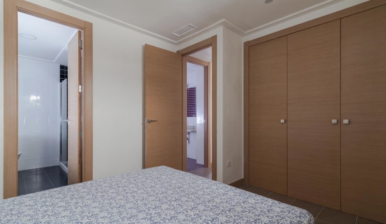 Beachfront flat in Elche — Bedroom