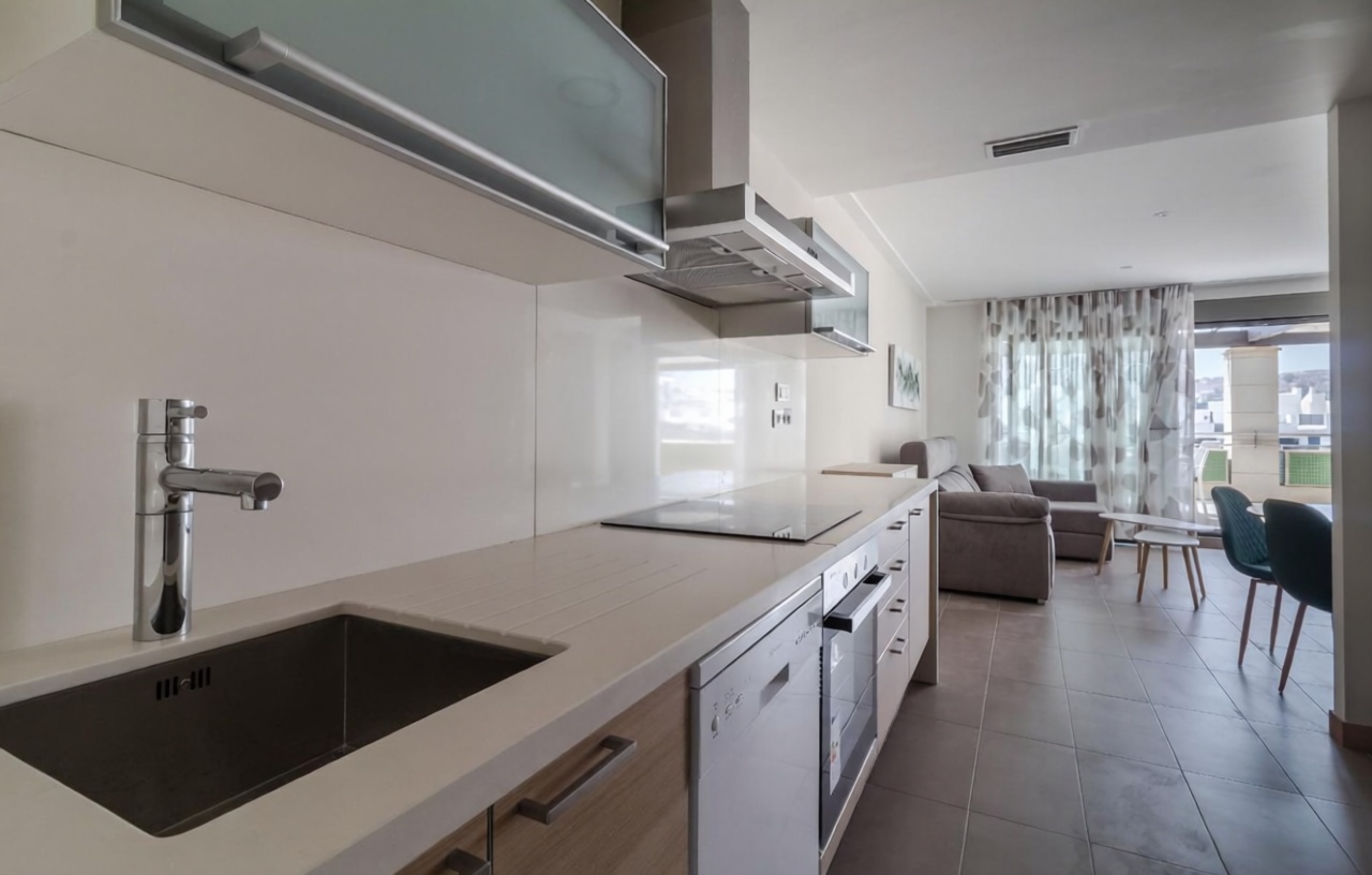 Beachfront flat in Elche — Kitchen